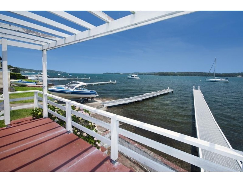 128 Kilaben Road, Kilaben Bay NSW 2283