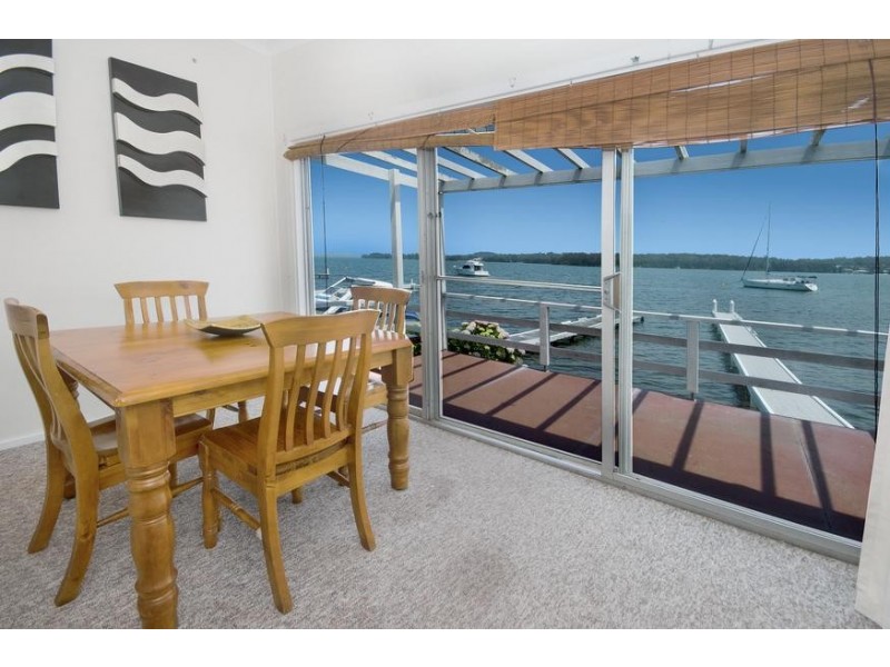 128 Kilaben Road, Kilaben Bay NSW 2283