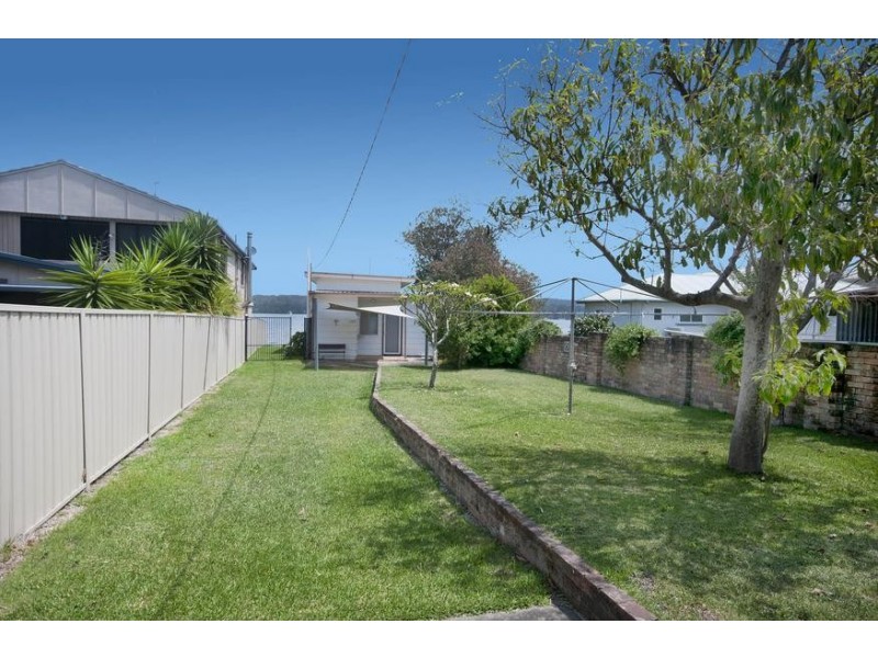 128 Kilaben Road, Kilaben Bay NSW 2283