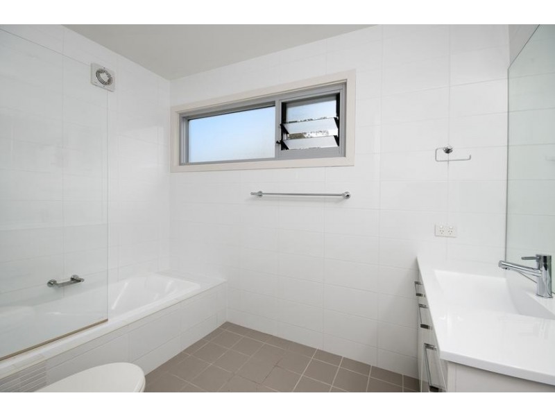 1/8 Brighton Avenue, Toronto NSW 2283