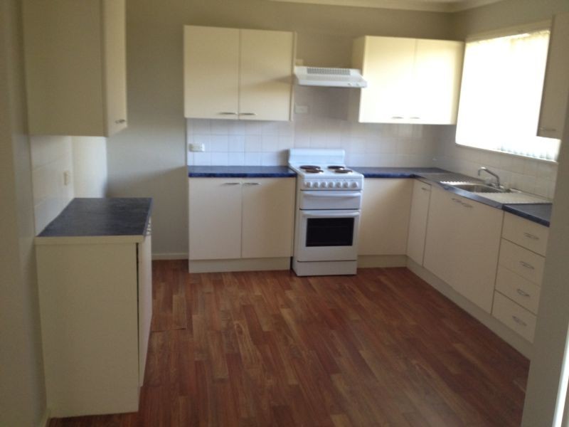 19 The Ridgeway, Bolton Point NSW 2283