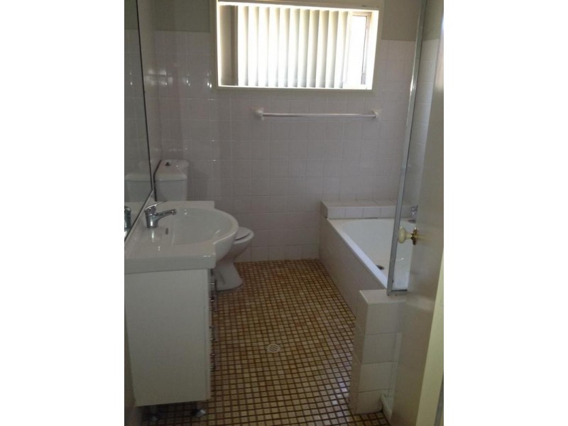 19 The Ridgeway, Bolton Point NSW 2283