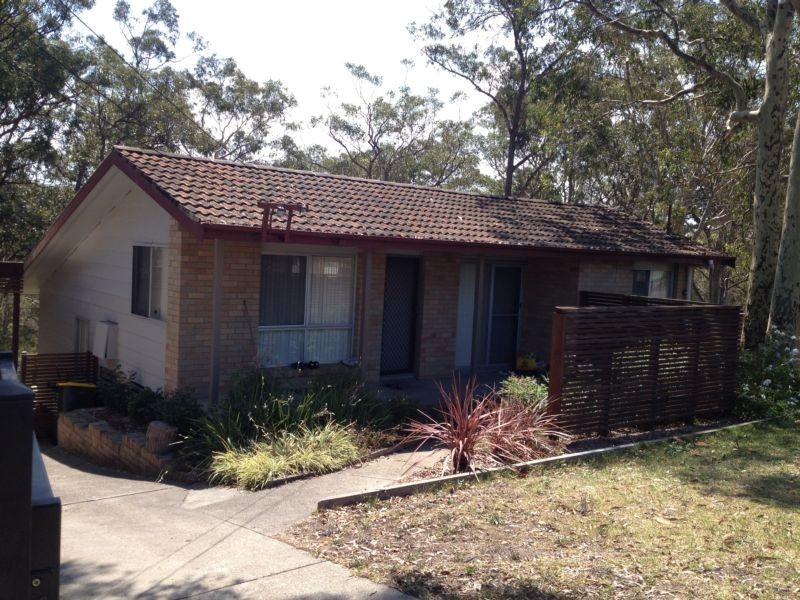 19 The Ridgeway, Bolton Point NSW 2283