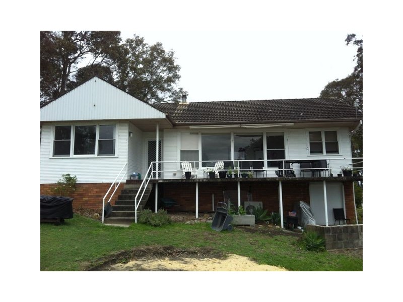 42 George Street, Marmong Point NSW 2284