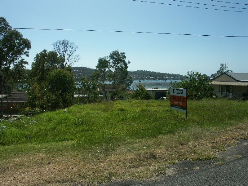 17 Canowie Crescent, Buttaba NSW 2283