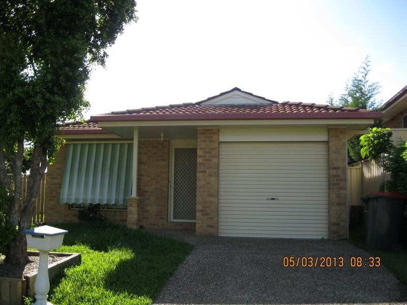 2/1 Karie Close, Rathmines NSW 2283