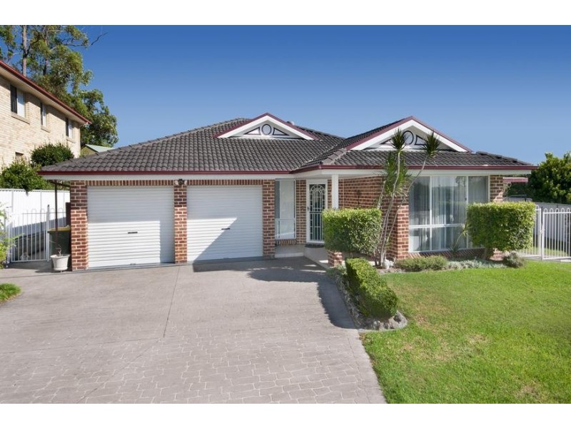 14 Claret Ash Close, Toronto NSW 2283