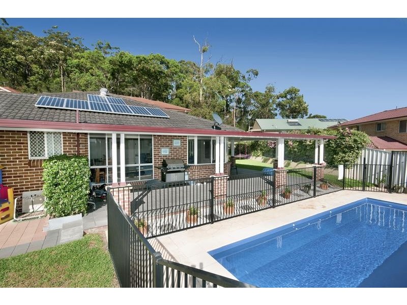 14 Claret Ash Close, Toronto NSW 2283