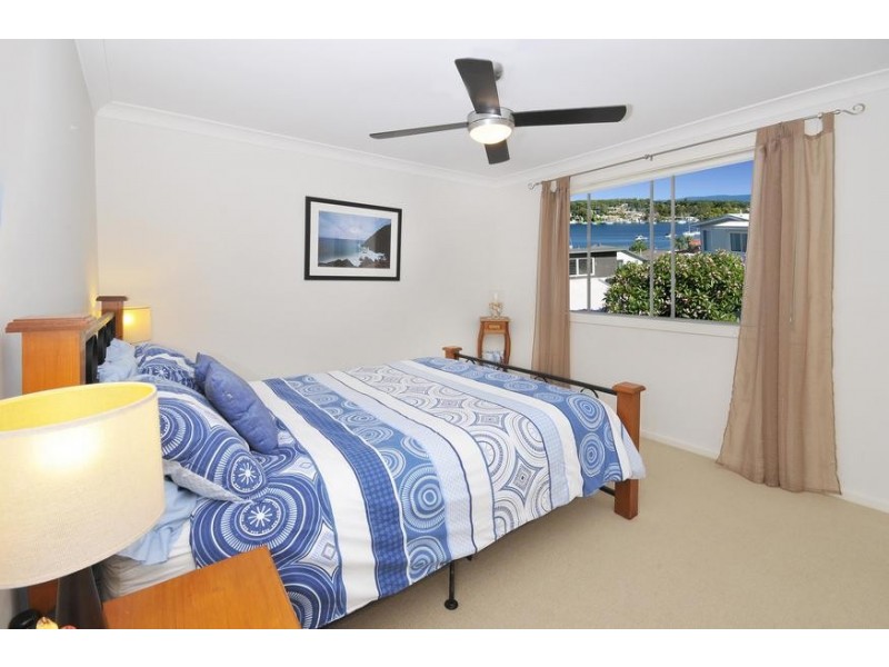 66 Alkrington Avenue, Fishing Point NSW 2283