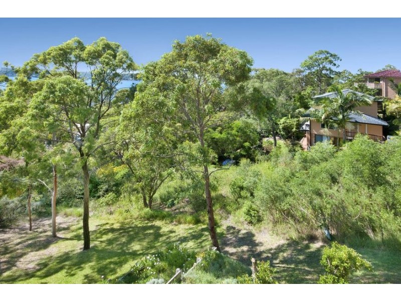 5 Ealing Crescent, Fishing Point NSW 2283