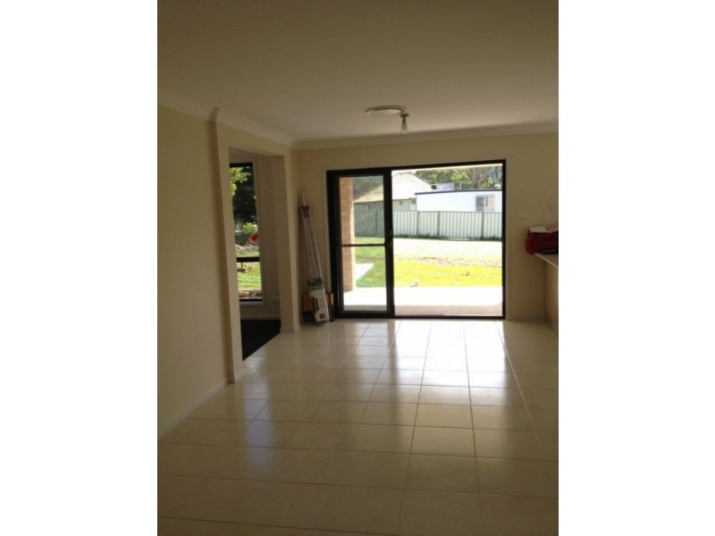 1 Teralba Street, Fassifern NSW 2283