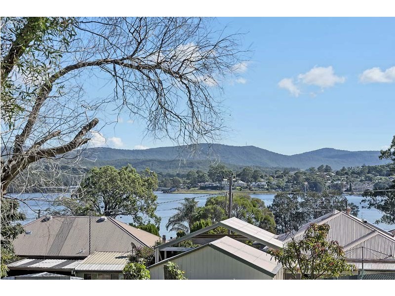 2/59 Middle Point Road, Bolton Point NSW 2283