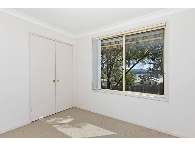 2/59 Middle Point Road, Bolton Point NSW 2283