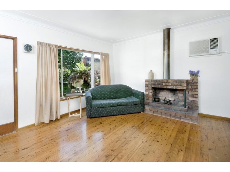 6 Carawa Street, Wangi Wangi NSW 2267