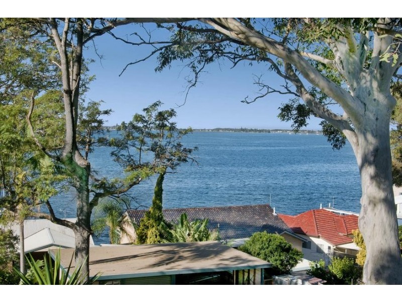 334 Skye Point Road, Coal Point NSW 2283