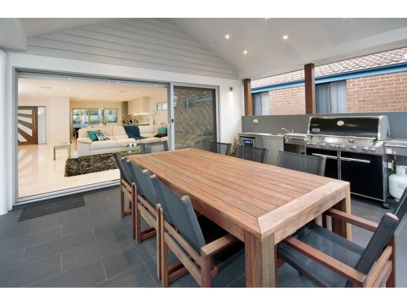 334 Skye Point Road, Coal Point NSW 2283