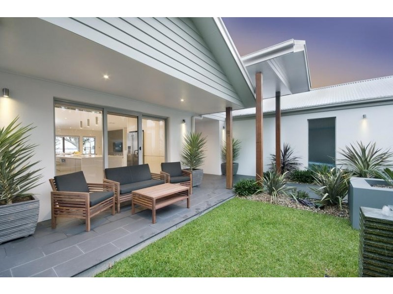 334 Skye Point Road, Coal Point NSW 2283