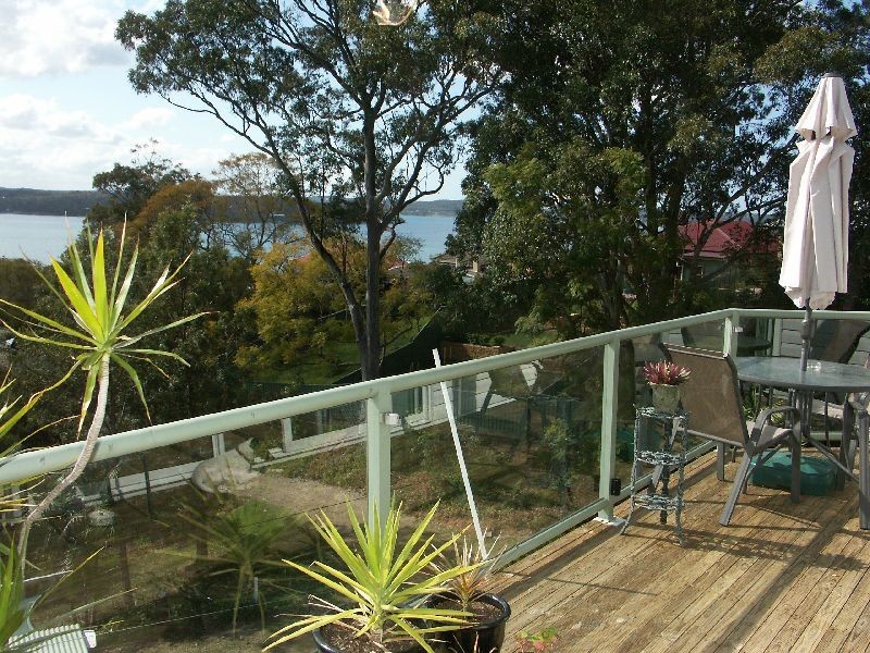 225 Excelsior Parade, Toronto NSW 2283