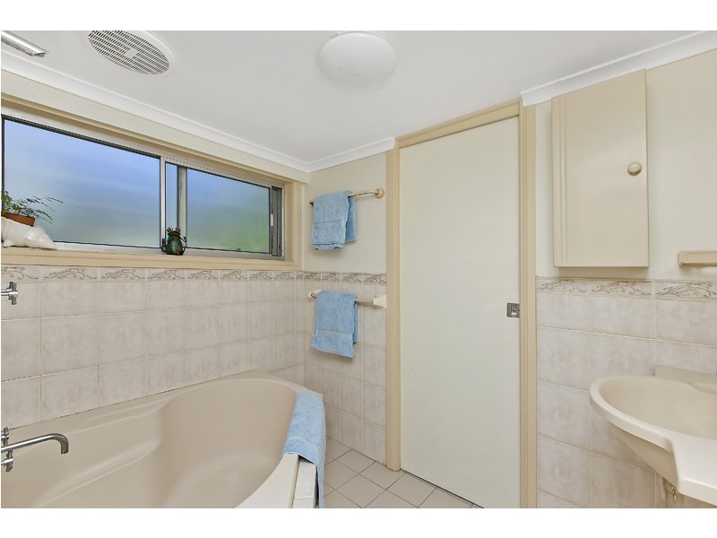 33 Blackall Avenue, Blackalls Park NSW 2283