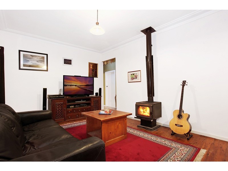 144 Excelsior Parade, Toronto NSW 2283