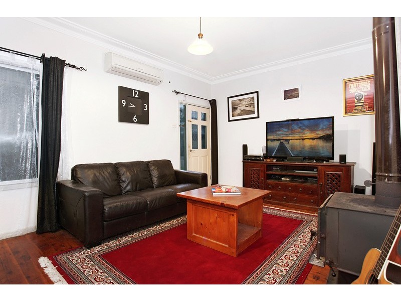 144 Excelsior Parade, Toronto NSW 2283