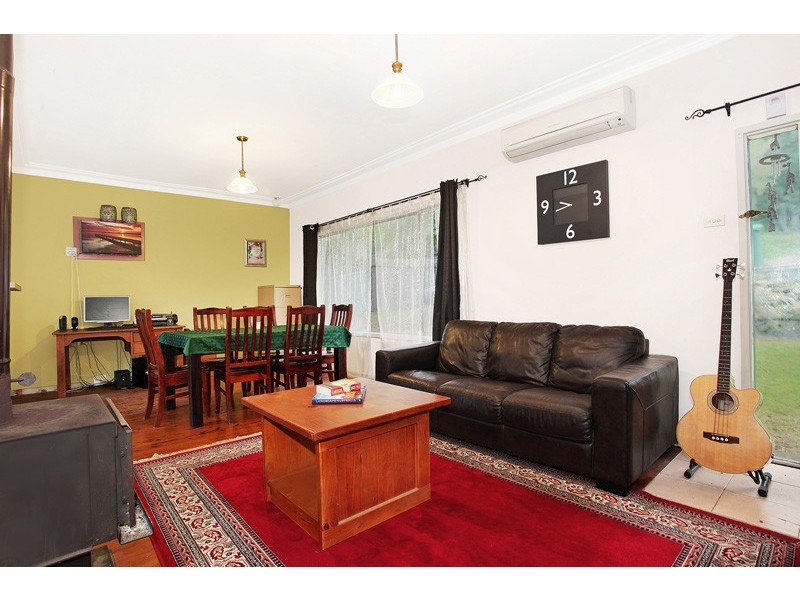 144 Excelsior Parade, Toronto NSW 2283