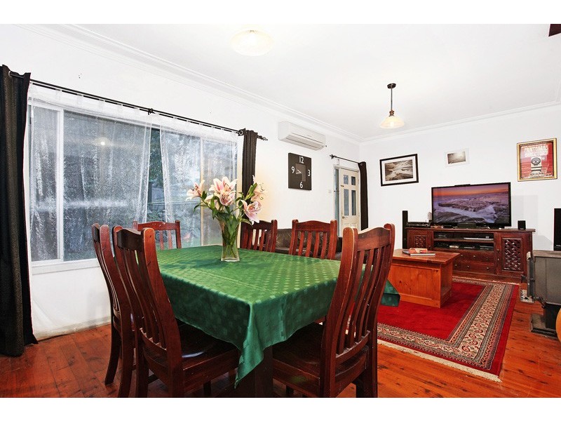 144 Excelsior Parade, Toronto NSW 2283