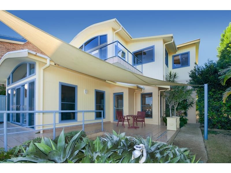 156 Sealand Road, Fishing Point NSW 2283