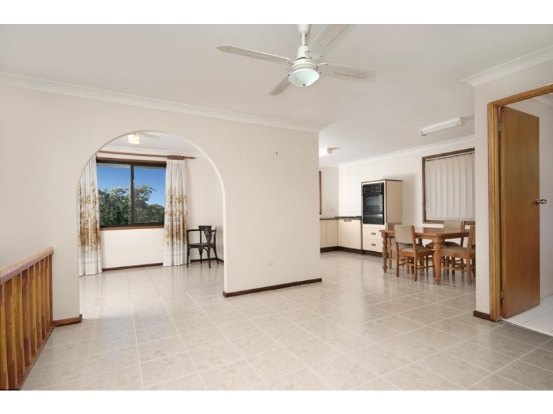 9 Tallarook Close, Kilaben Bay NSW 2283
