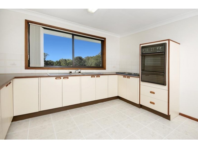 9 Tallarook Close, Kilaben Bay NSW 2283