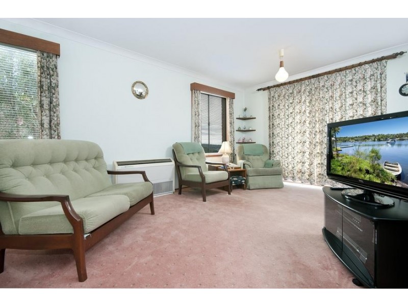 65 Sunlight Parade, Fishing Point NSW 2283