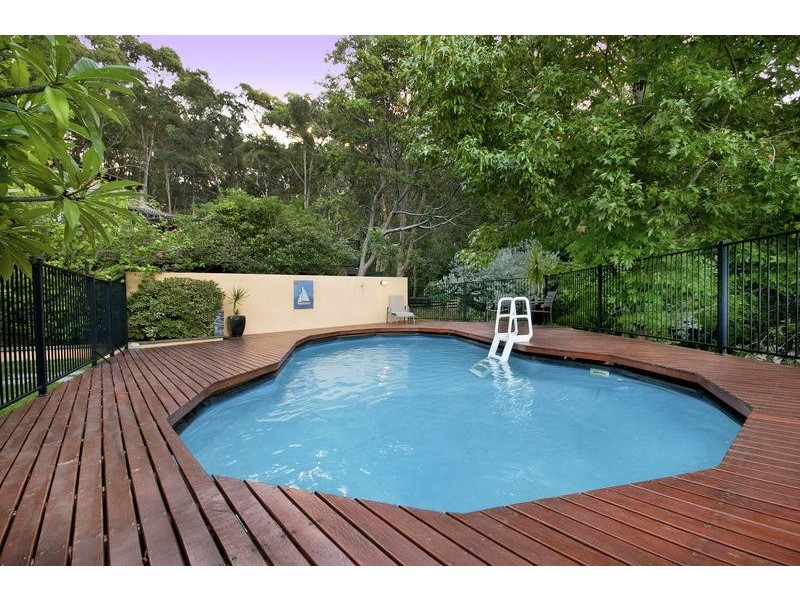 10 Lorron Close, Coal Point NSW 2283