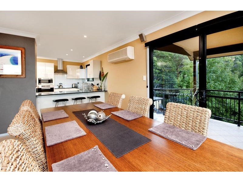 10 Lorron Close, Coal Point NSW 2283