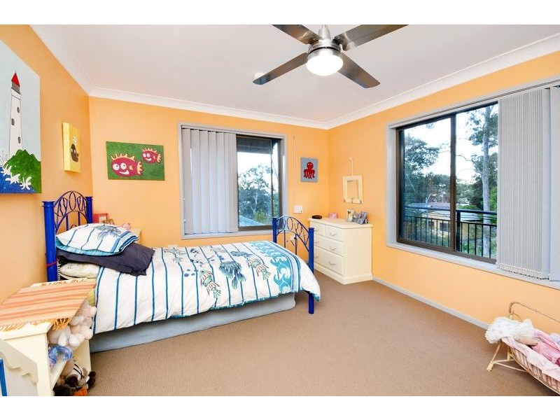 10 Lorron Close, Coal Point NSW 2283