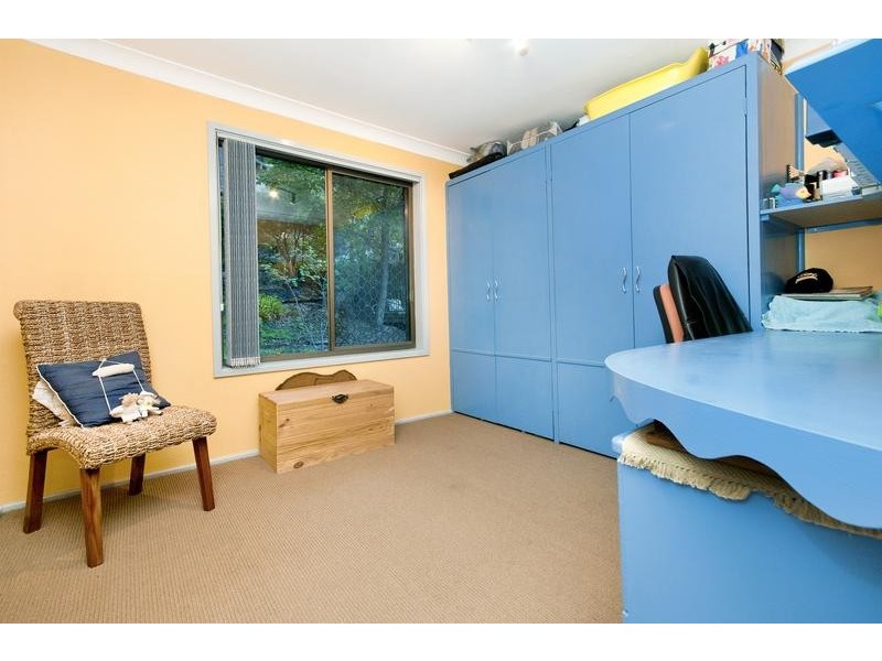 10 Lorron Close, Coal Point NSW 2283