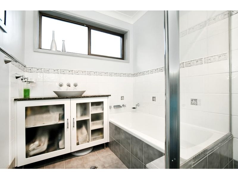 10 Lorron Close, Coal Point NSW 2283