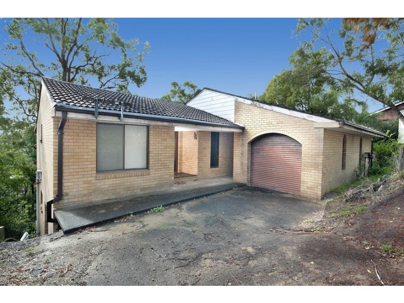 11 Ealing Crescent, Fishing Point NSW 2283