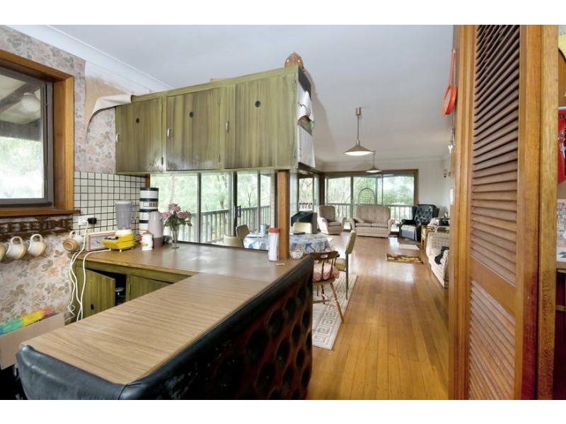 11 Ealing Crescent, Fishing Point NSW 2283