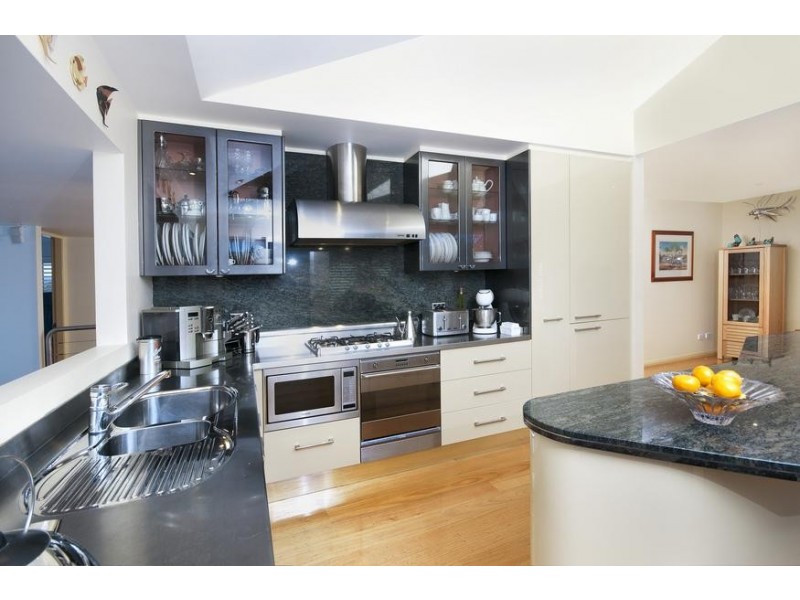 132 Sealand Road, Fishing Point NSW 2283