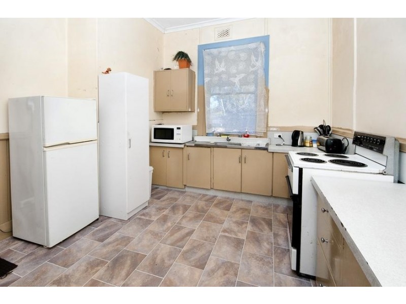 16 Oak Street, Toronto NSW 2283