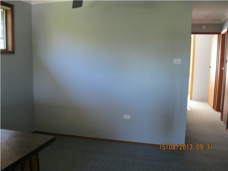 17 BOLTON POINT ROAD, Bolton Point NSW 2283