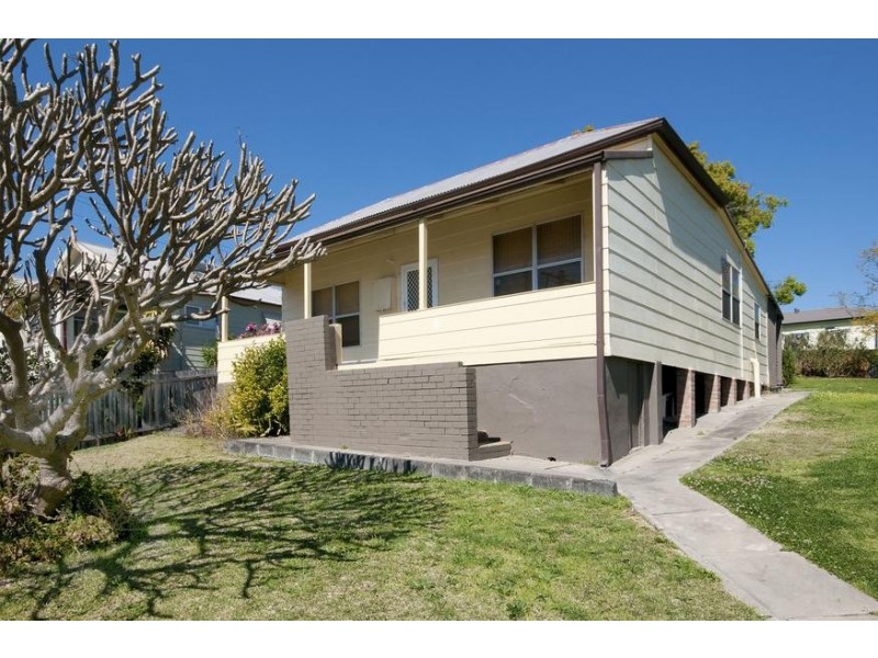 4 Fourth Street, Boolaroo NSW 2284