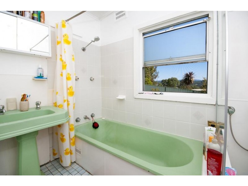 4 Fourth Street, Boolaroo NSW 2284