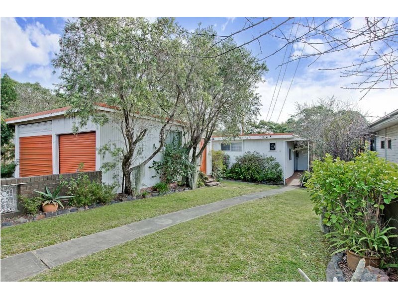 11 Mount Waring Road, Toronto NSW 2283