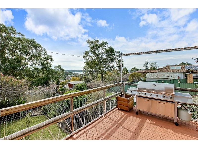 11 Mount Waring Road, Toronto NSW 2283