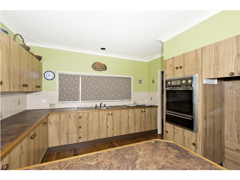 11 Mount Waring Road, Toronto NSW 2283