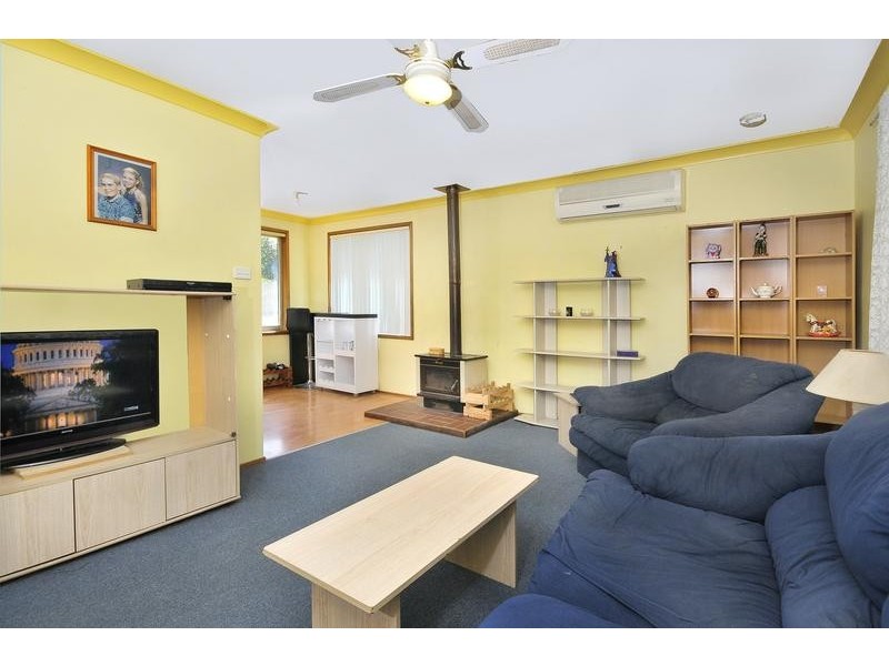 16 Challenge Circuit, Woodrising NSW 2284