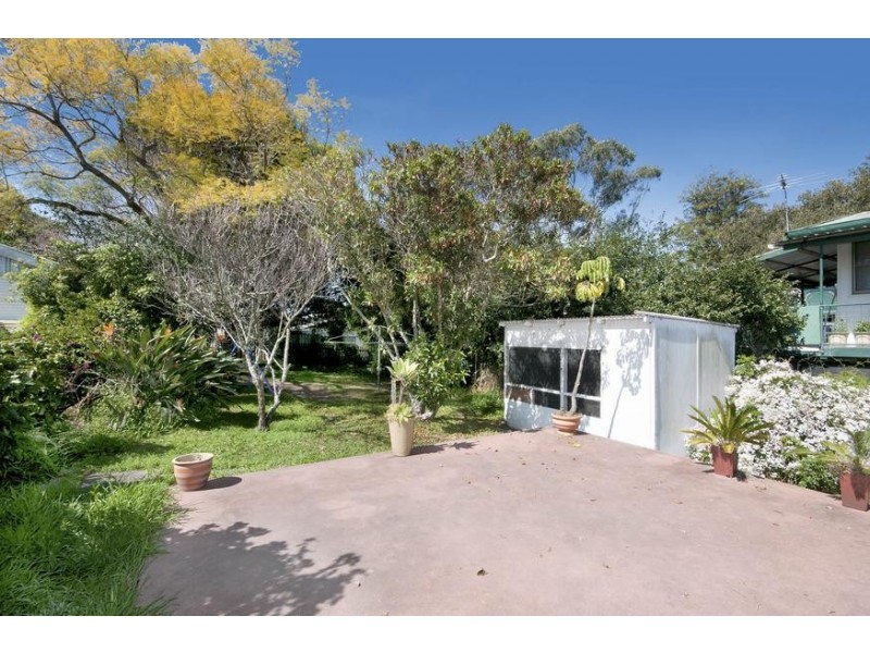 24 Elizabeth Street, Fennell Bay NSW 2283