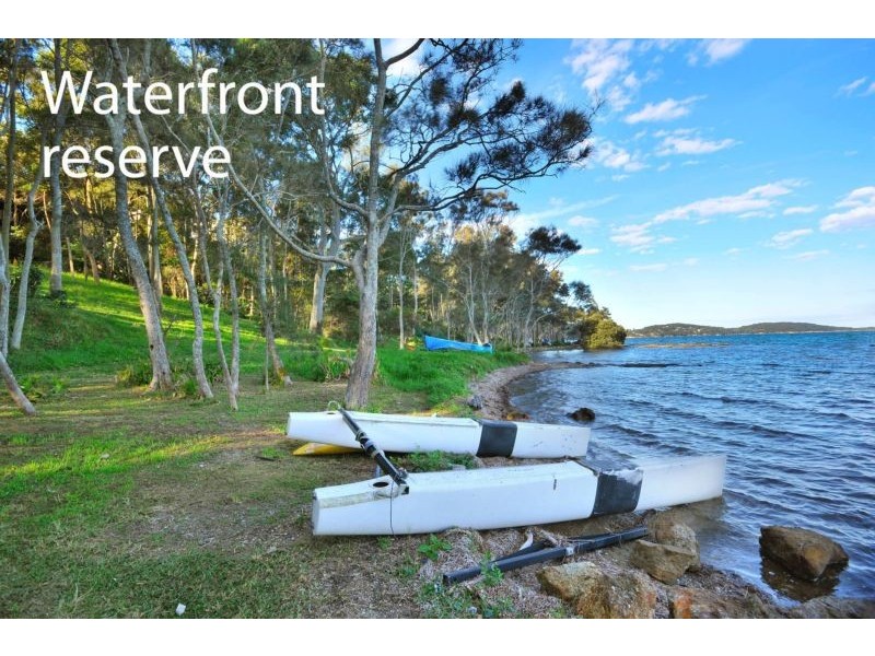 2 The Promenade, Wangi Wangi NSW 2267