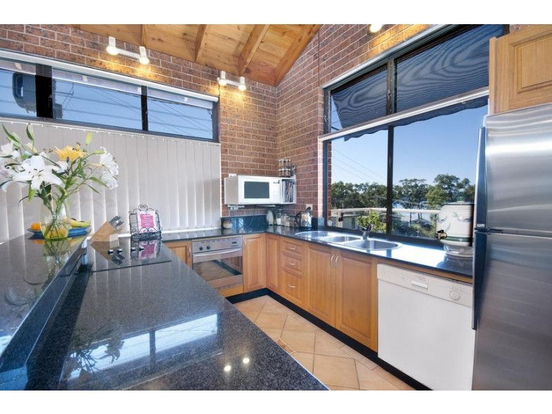 3 The Quarterdeck, Carey Bay NSW 2283
